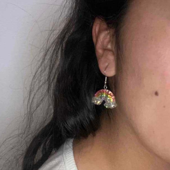 🌈 Rainbow Earrings 🌈 - Picture 2 of 5